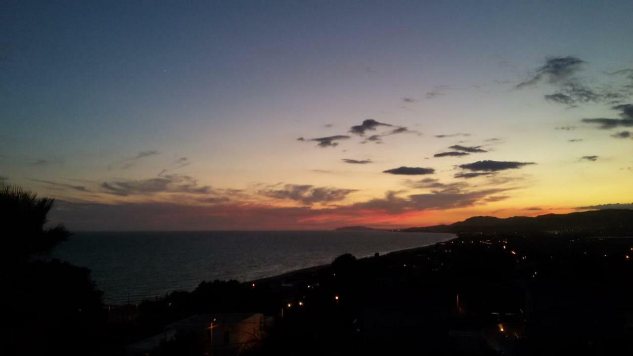 Villetta Sullo Scoglio Gela Luaran gambar